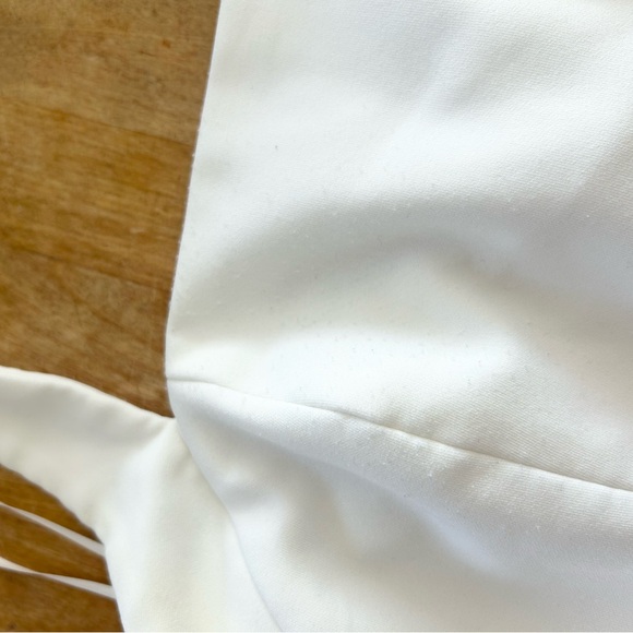 Runaway The Label Carmen Mini Halter Dress Ivory Cream Medium - Picture 6 of 7